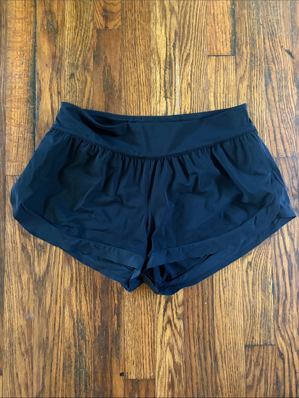 🎉lululemon athletica Women’s Black Running Shorts